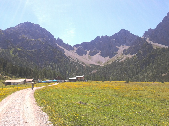 Eppzirler Alm – Oberbrunnalm Rundtour