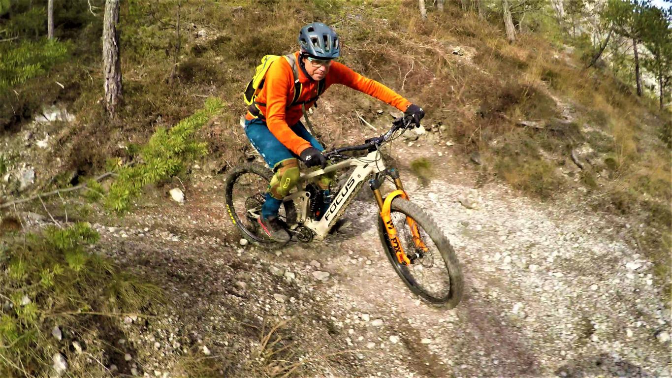 SIMMERINGTRAIL S2